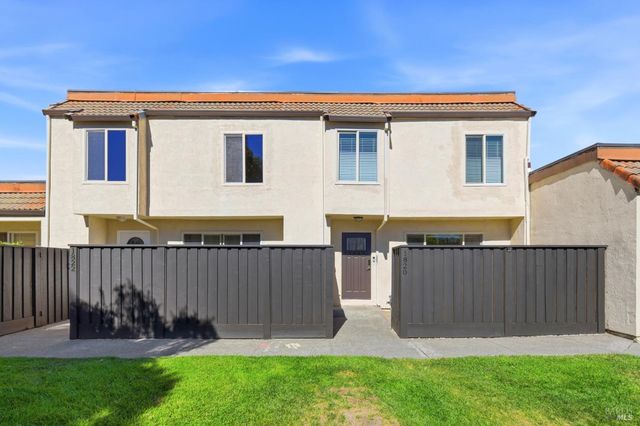 Property photo 42