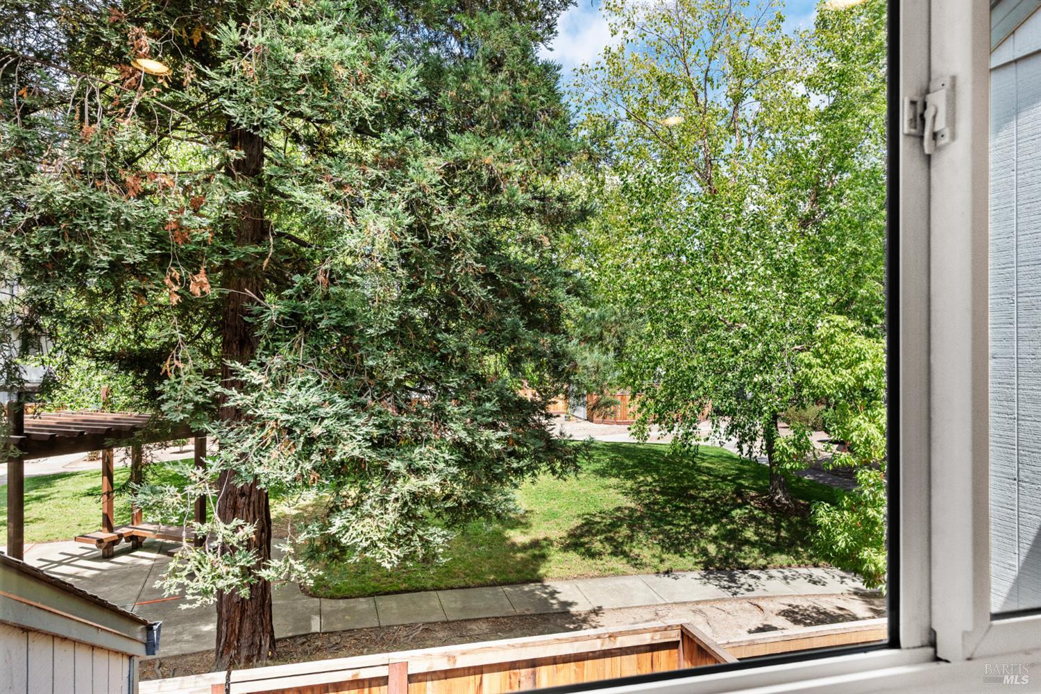Property photo 31