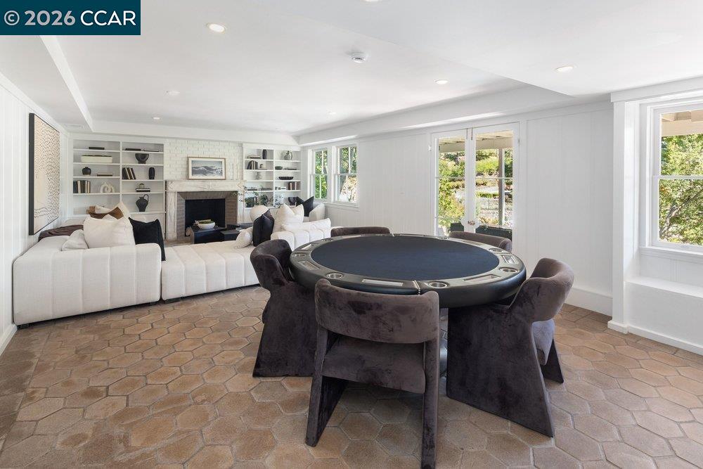 Property photo 43