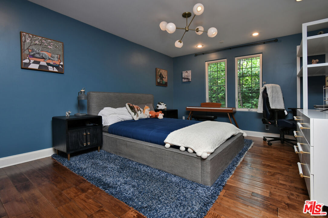 Property photo 28