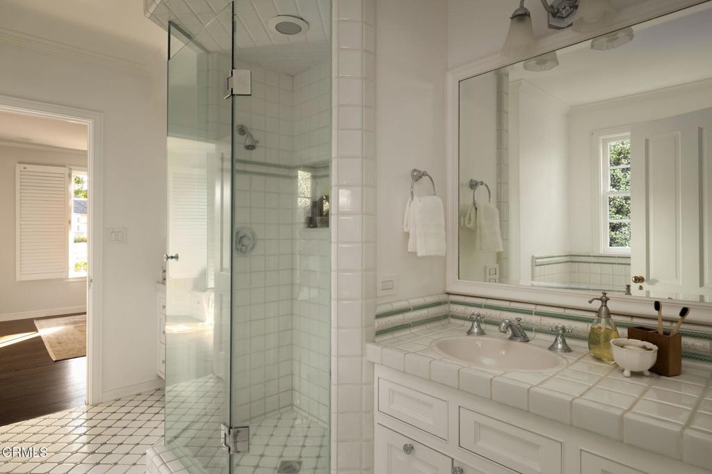 Property photo 43