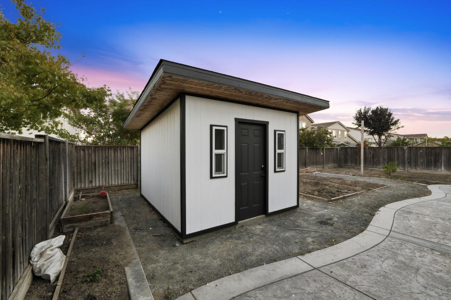 Property photo 36