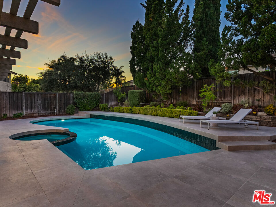Property photo 40