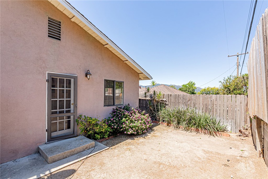 Property photo 33