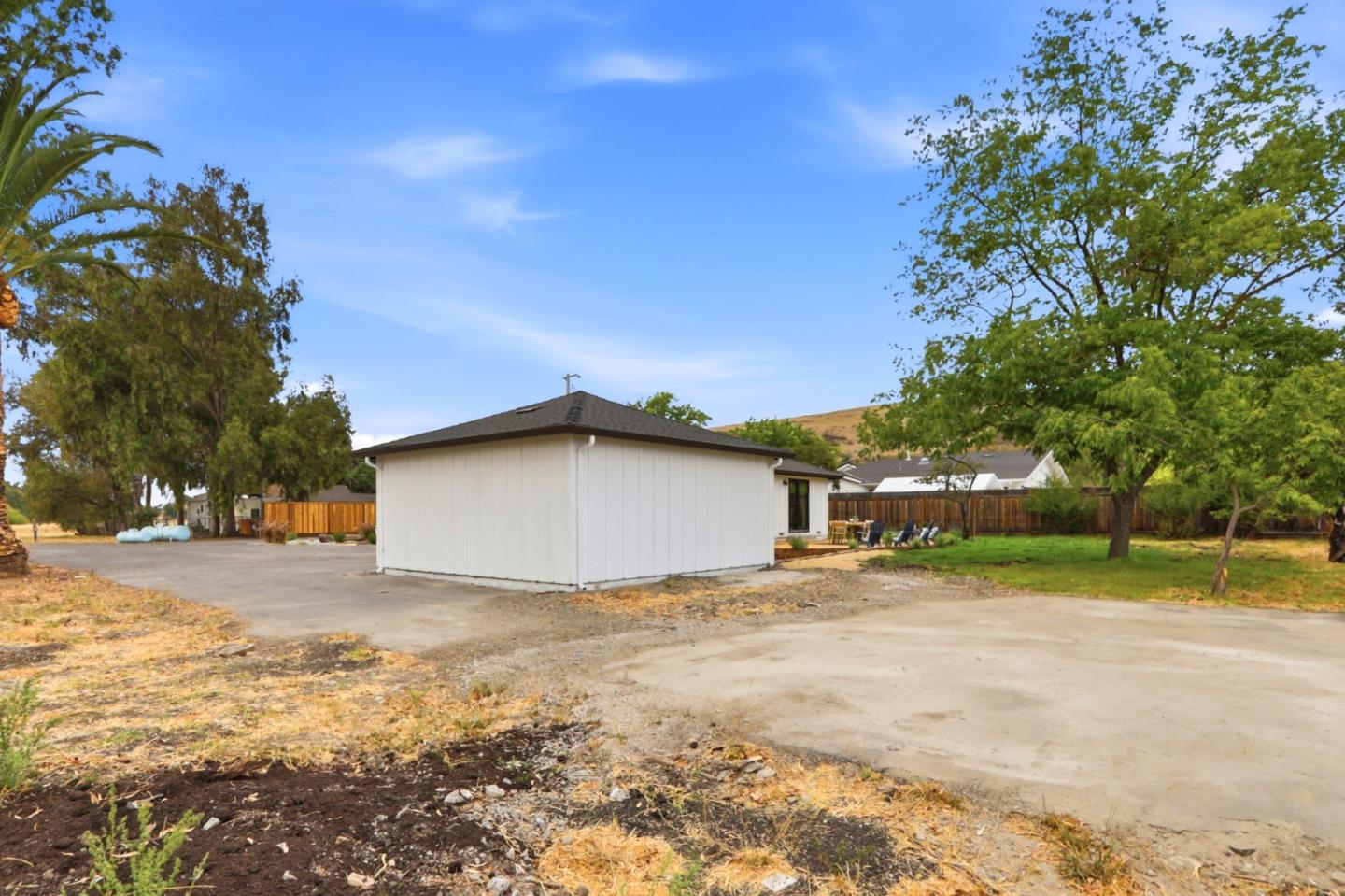 Property photo 45