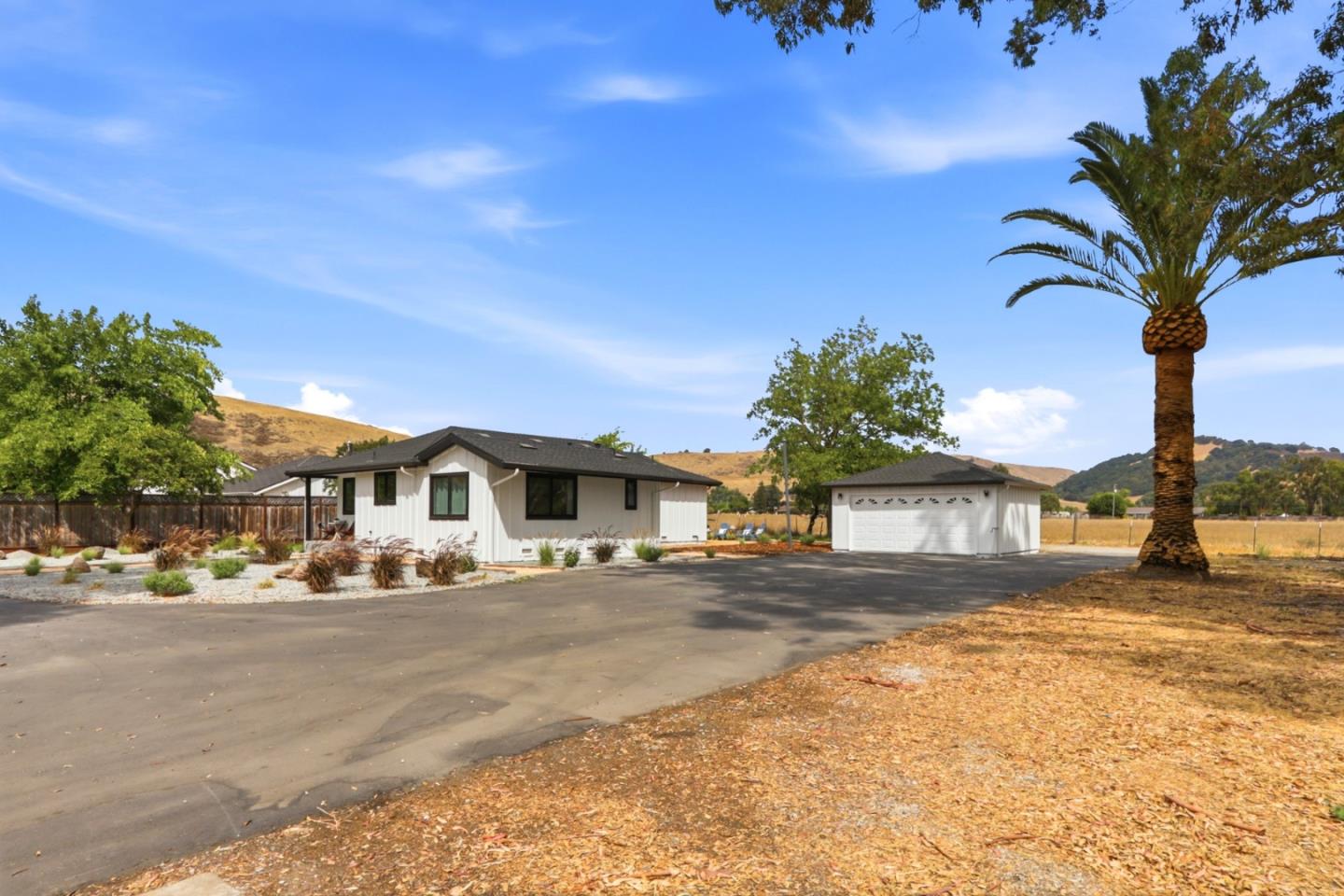 Property photo 46