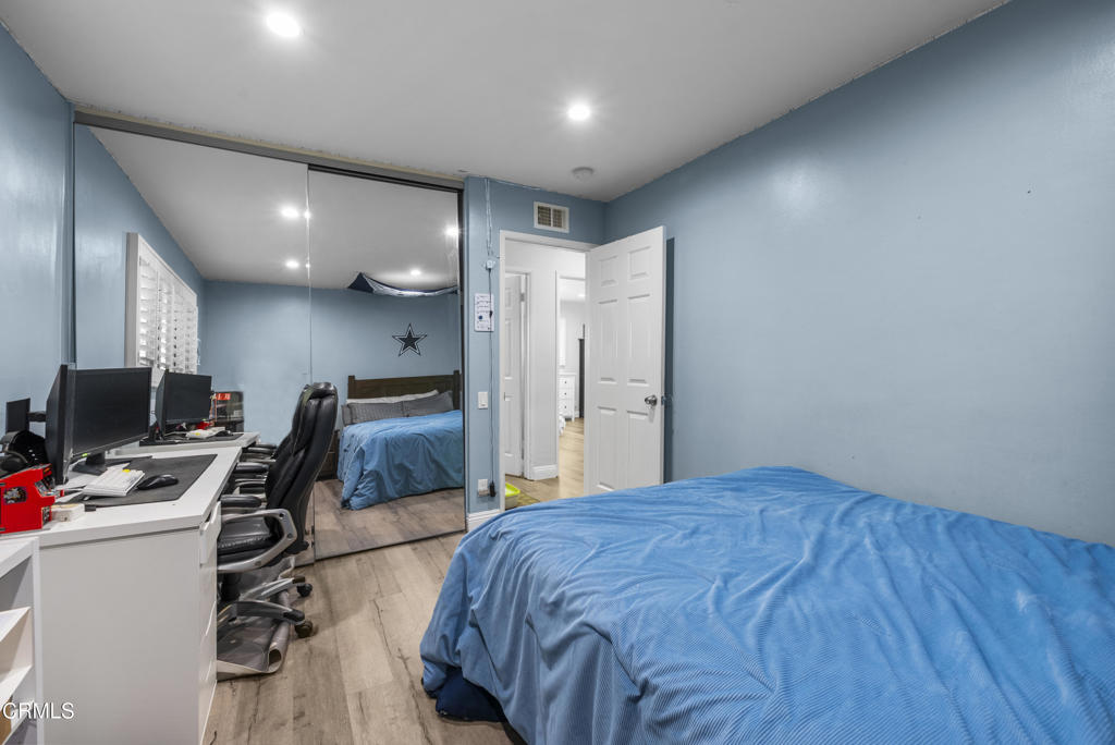 Property photo 28