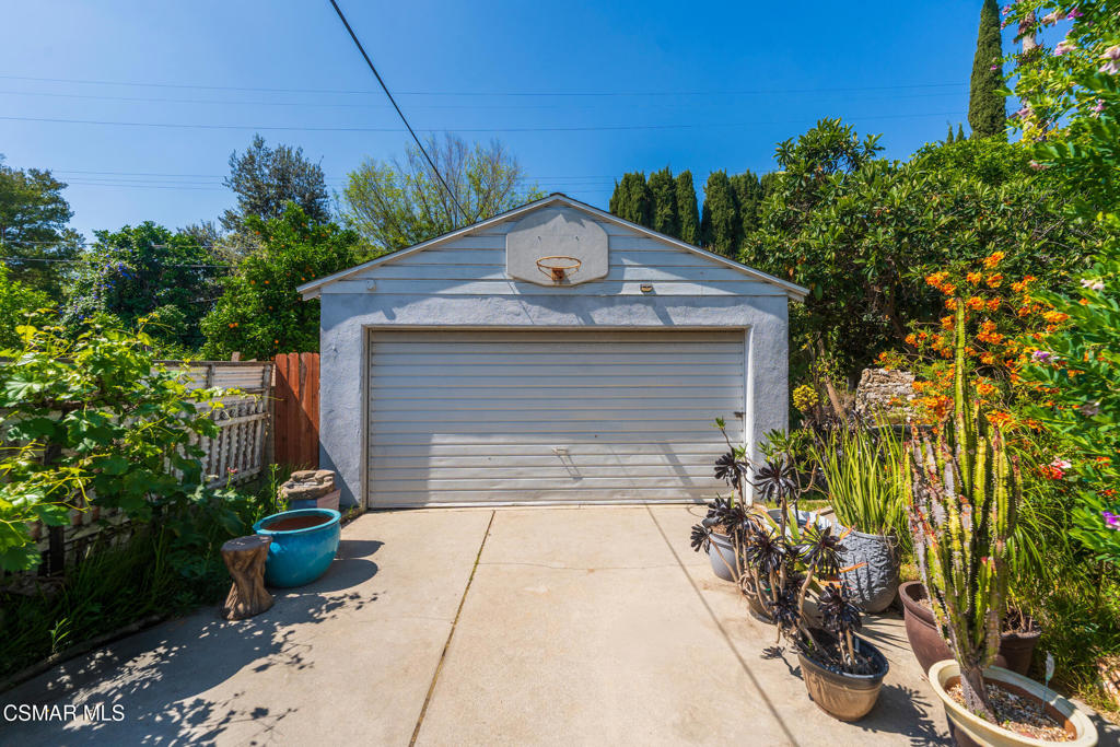 Property photo 44