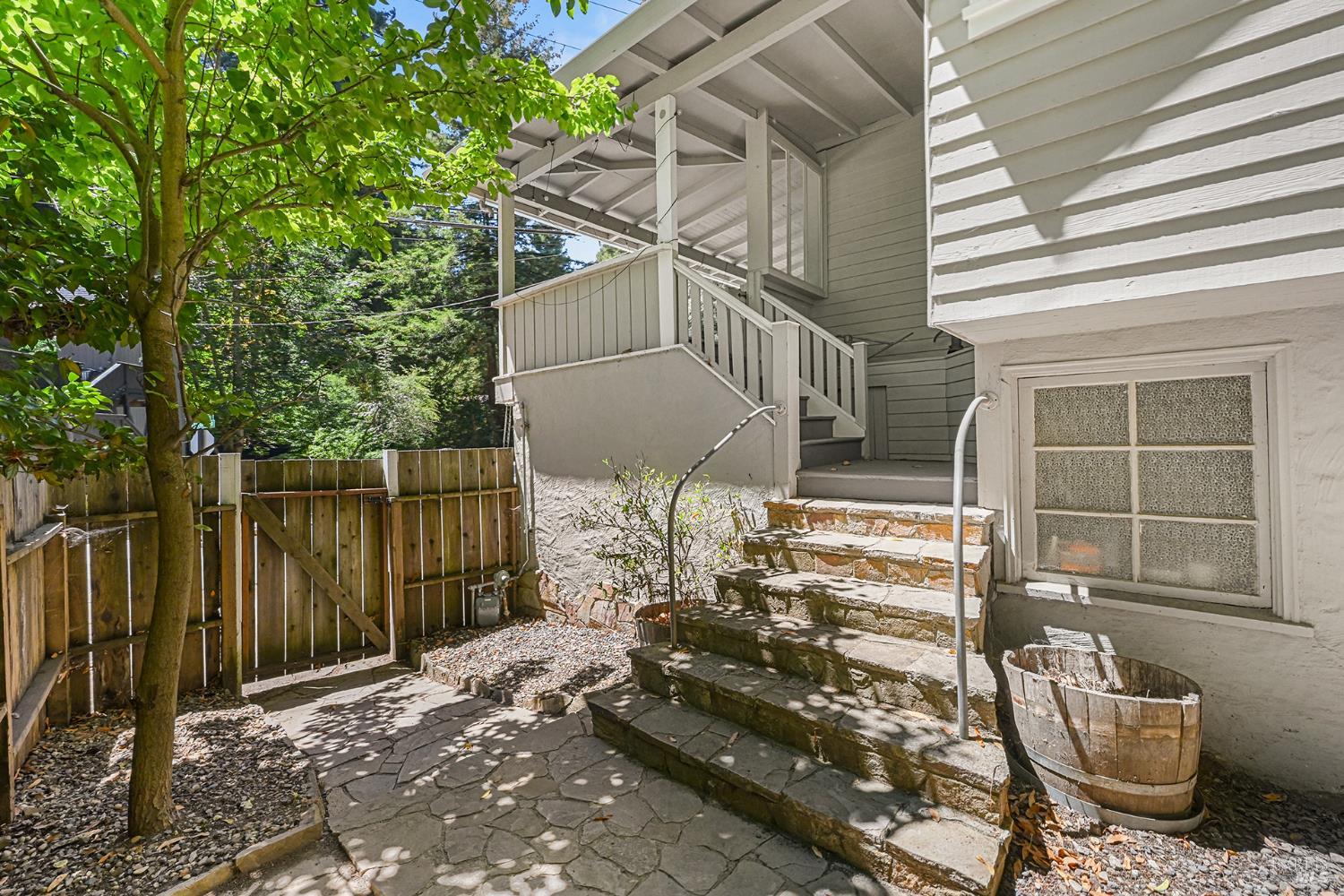 Property photo 31