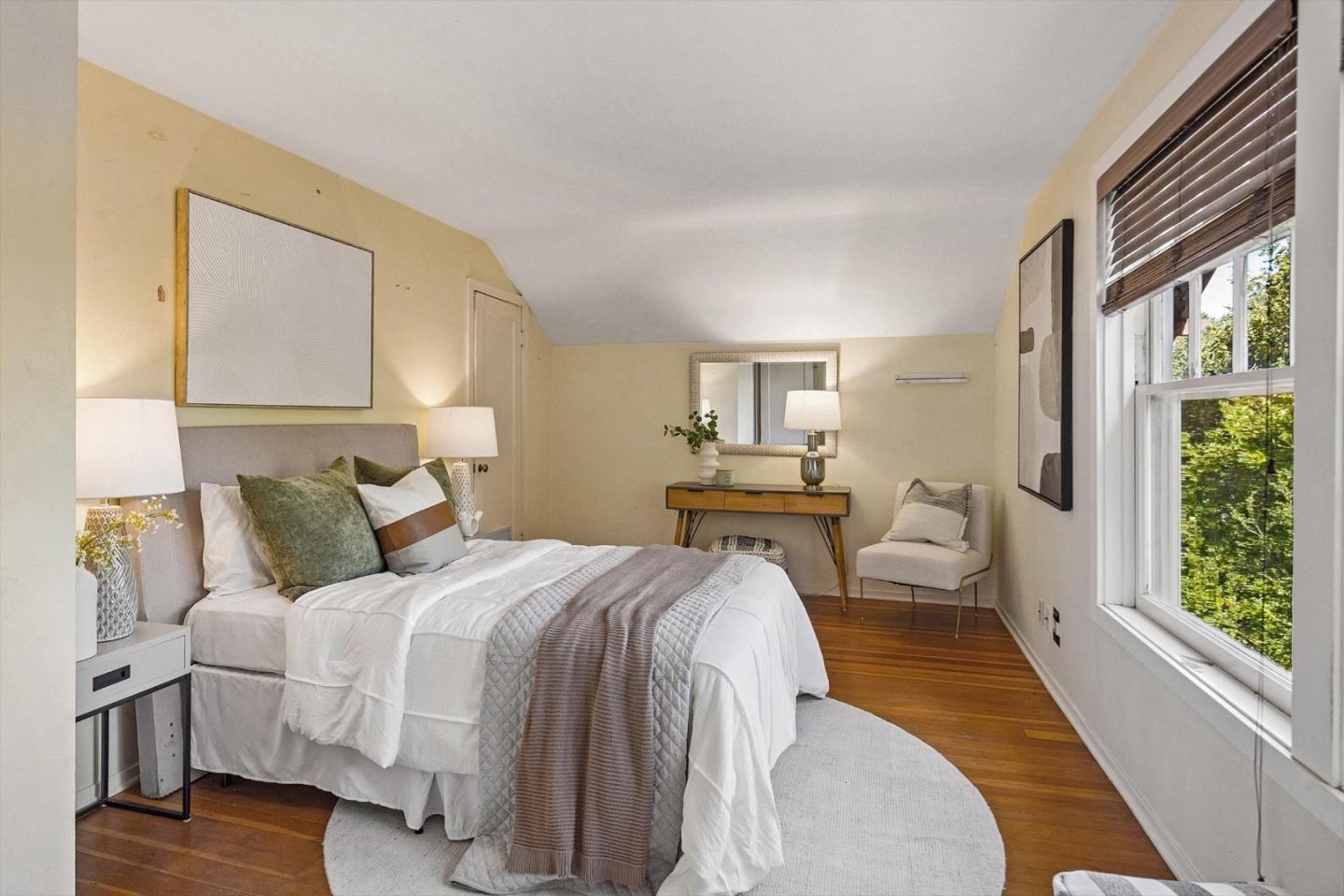 Property photo 32