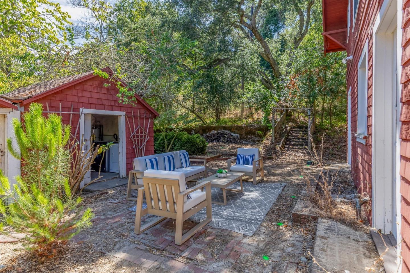 Property photo 37