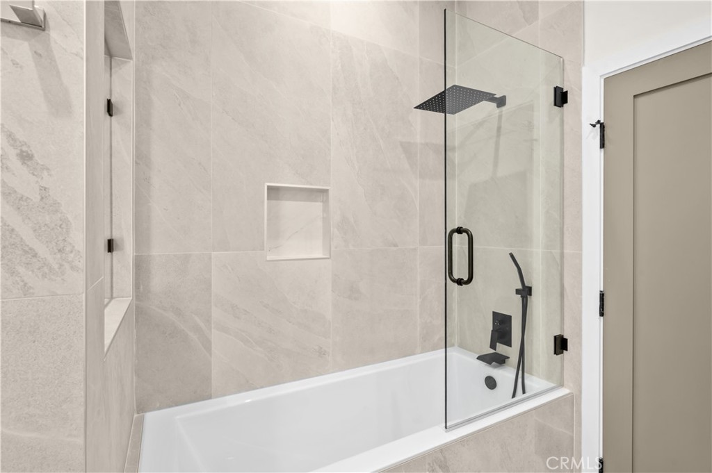Property photo 50