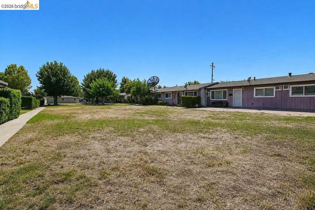 Property photo 33
