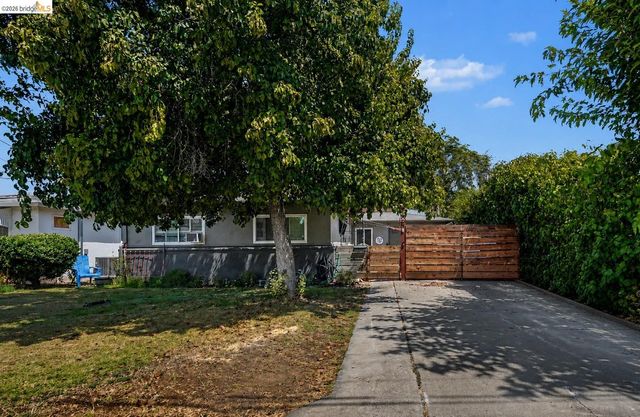 Property photo 44