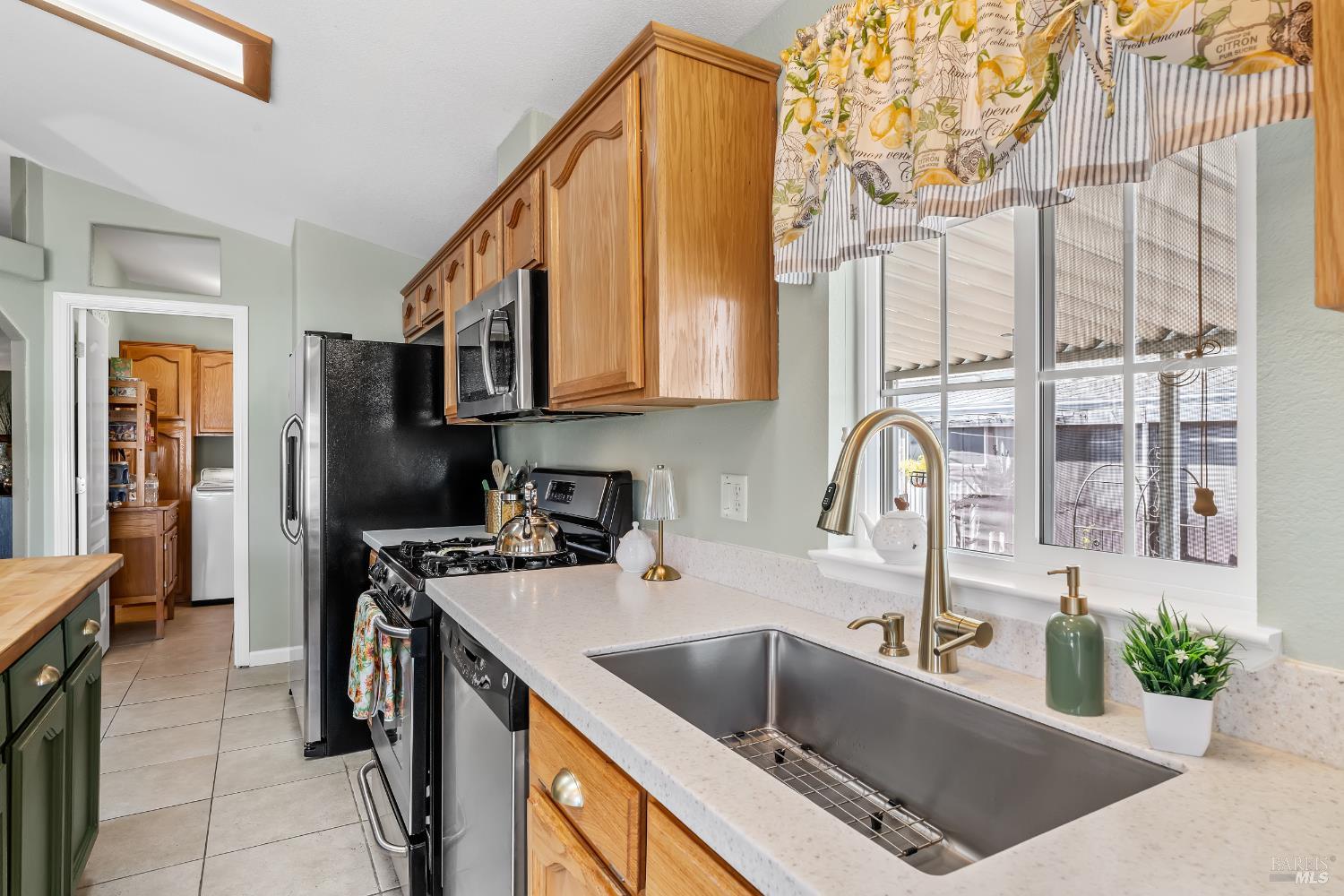 Property photo 24