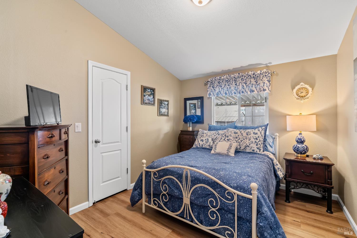 Property photo 34