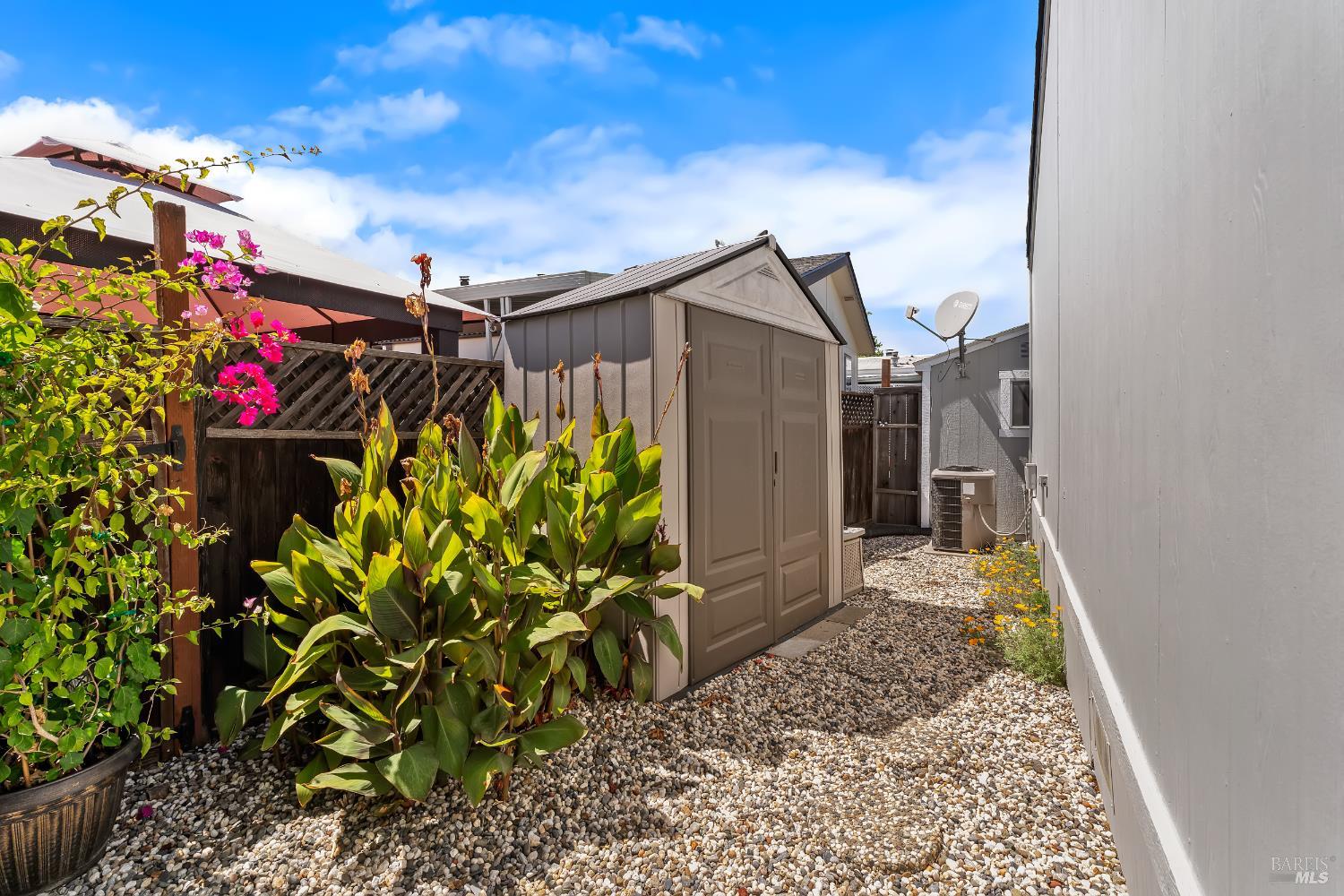 Property photo 45