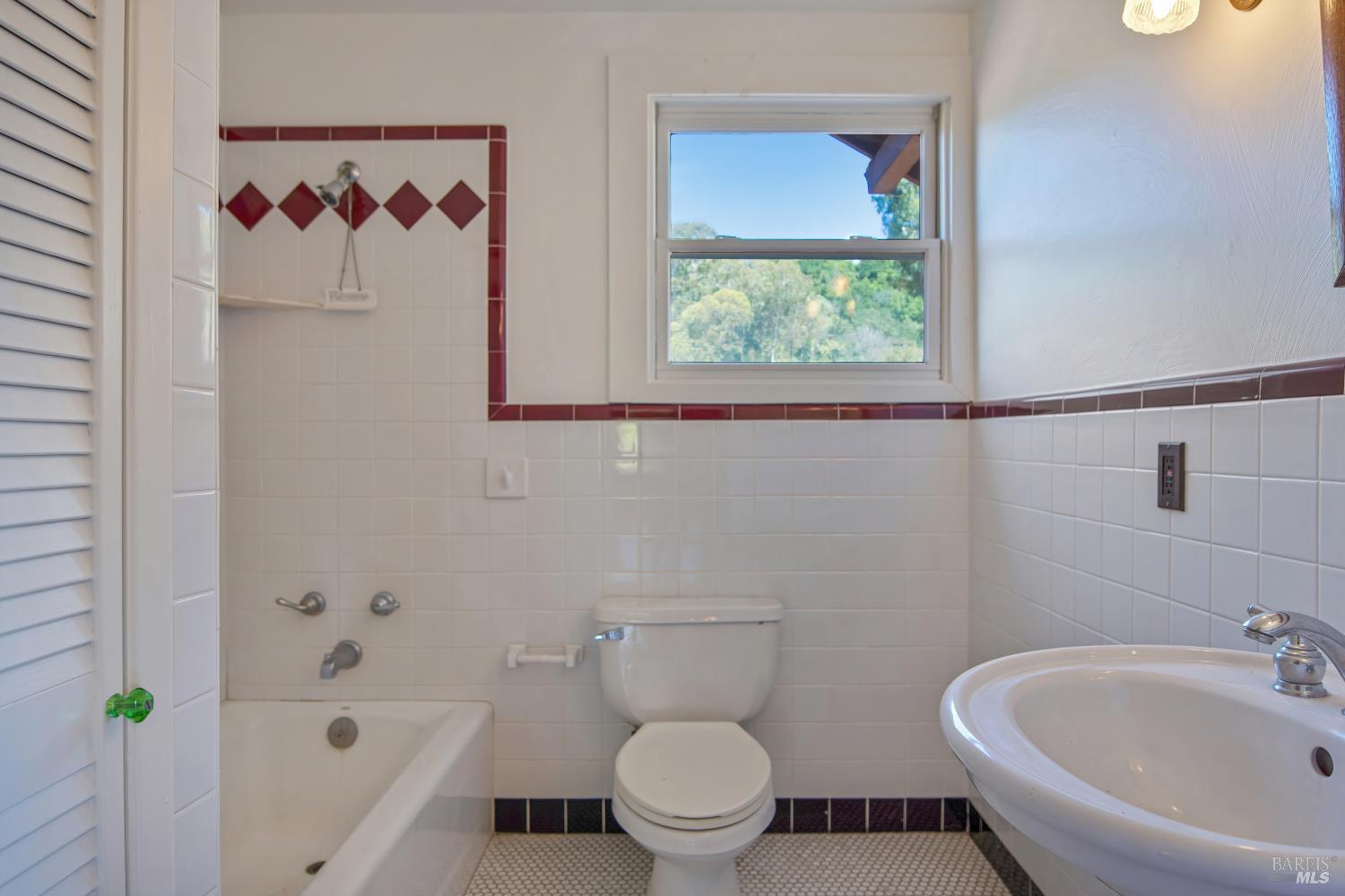 Property photo 25
