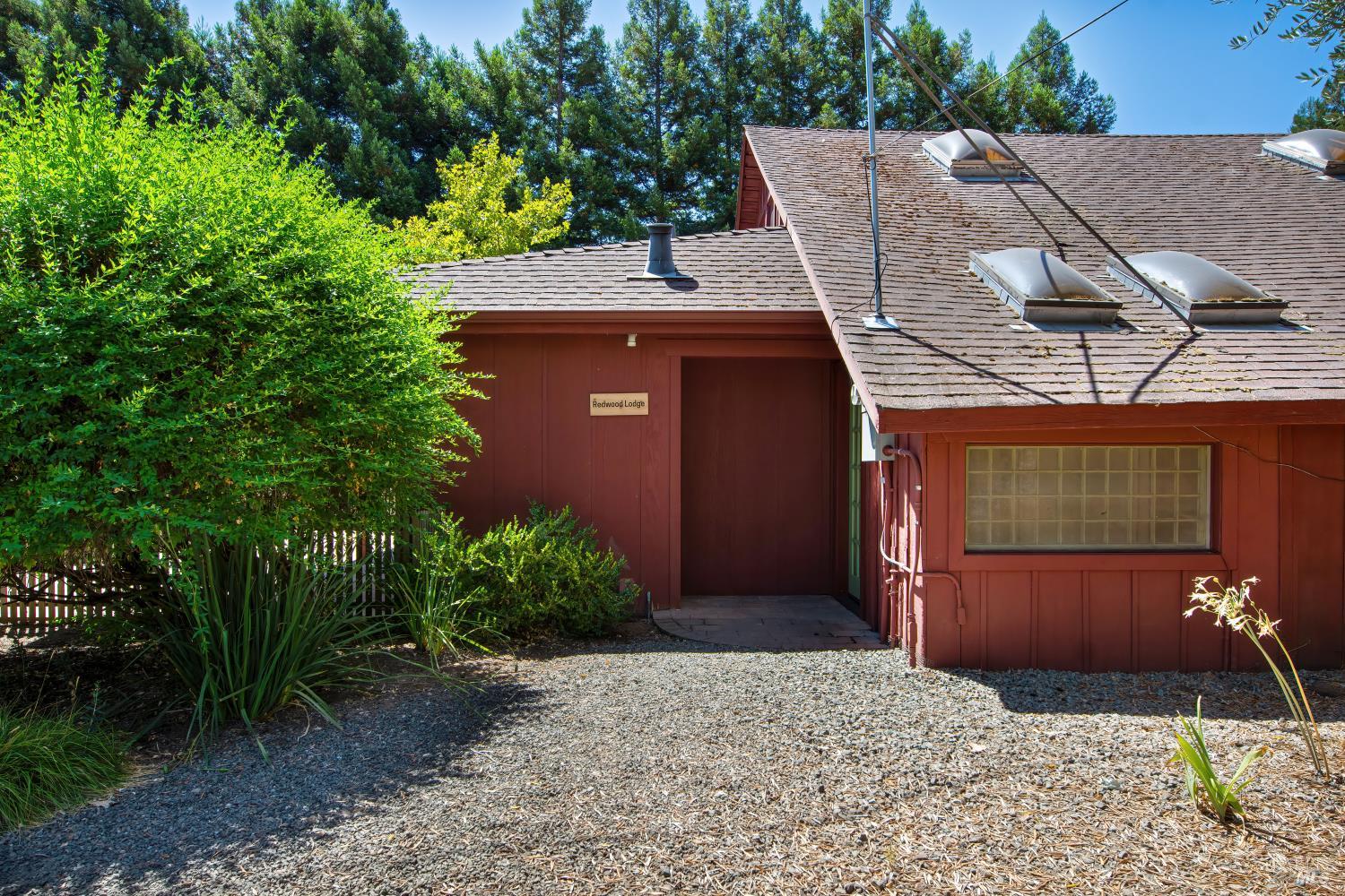 Property photo 37