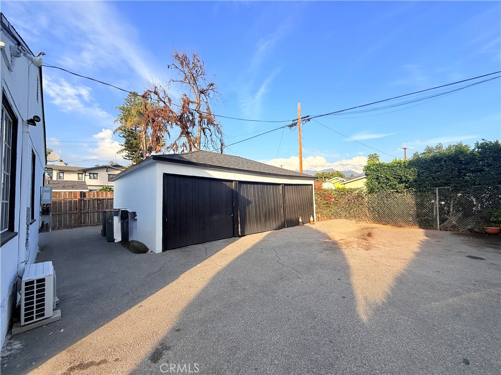 Property photo 28