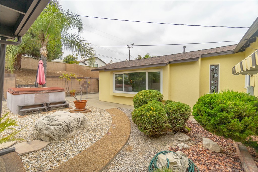Property photo 35