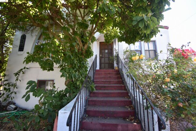 Property photo 38