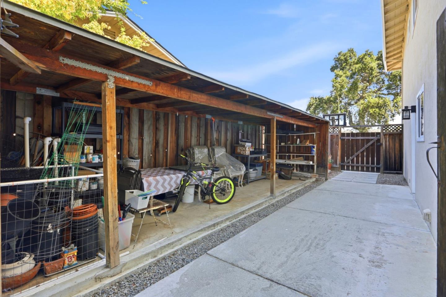 Property photo 50