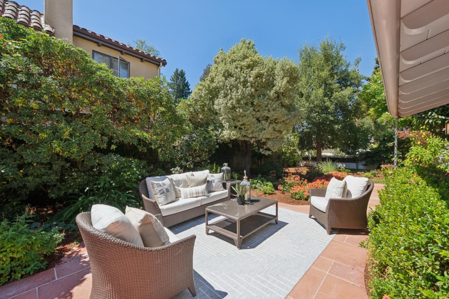 Property photo 32