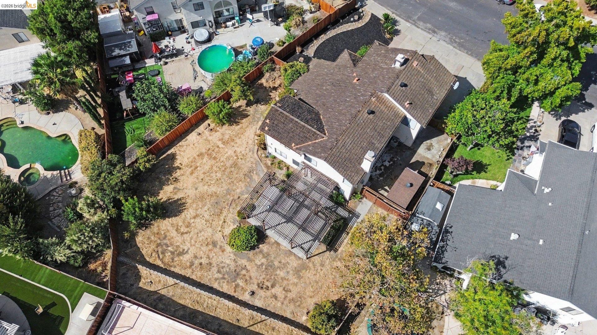Property photo 35