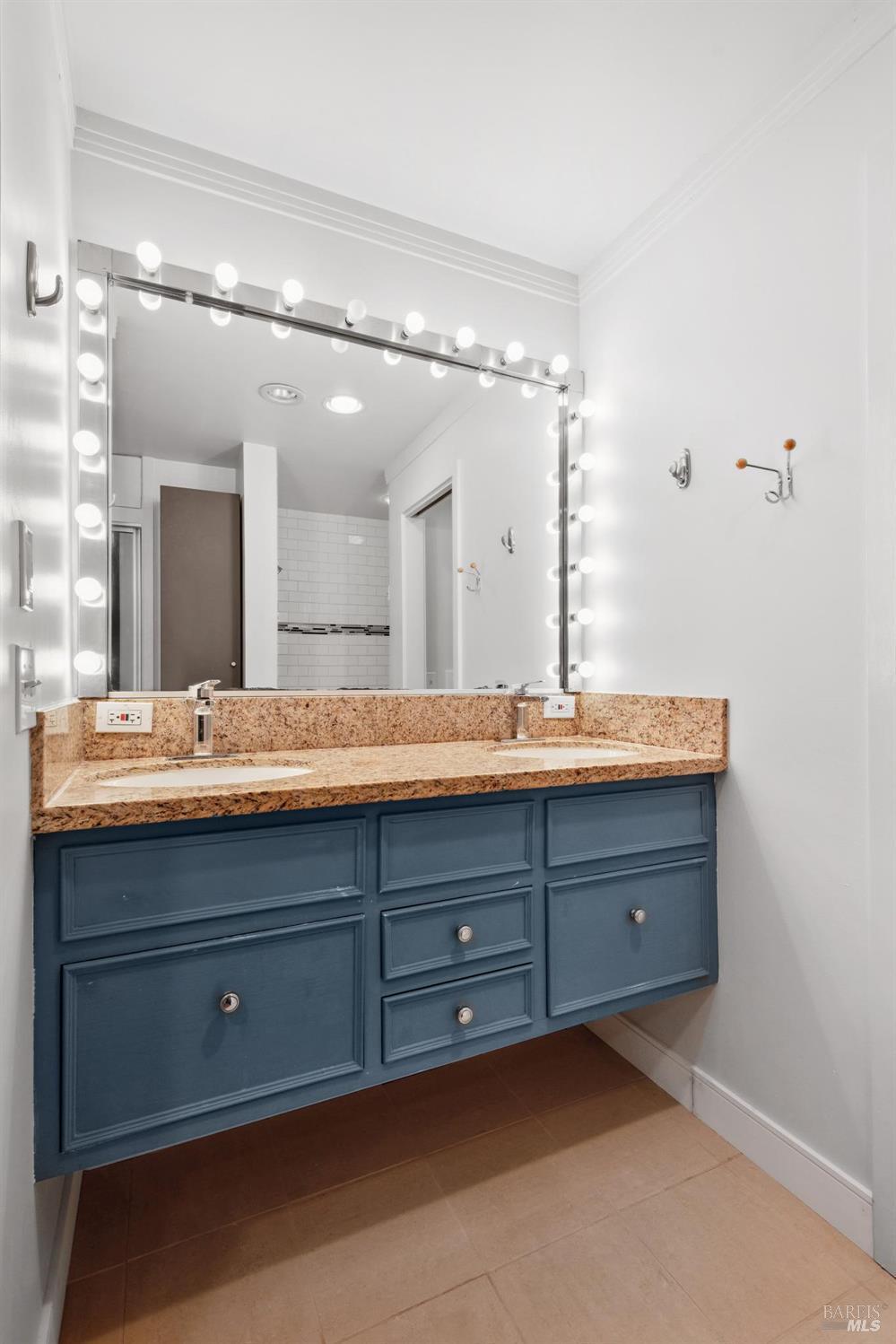 Property photo 40