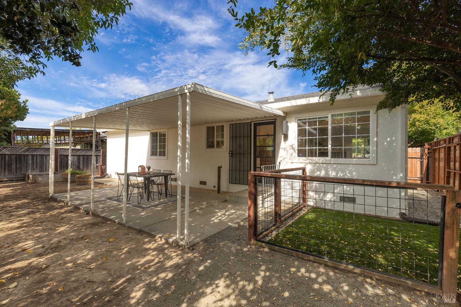Property photo 25