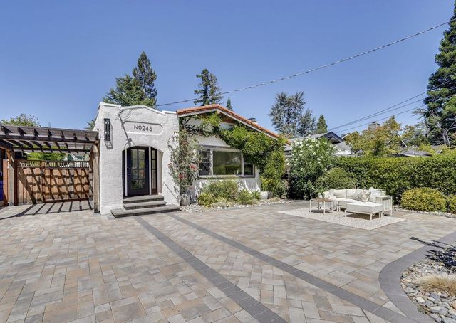 Property photo 35