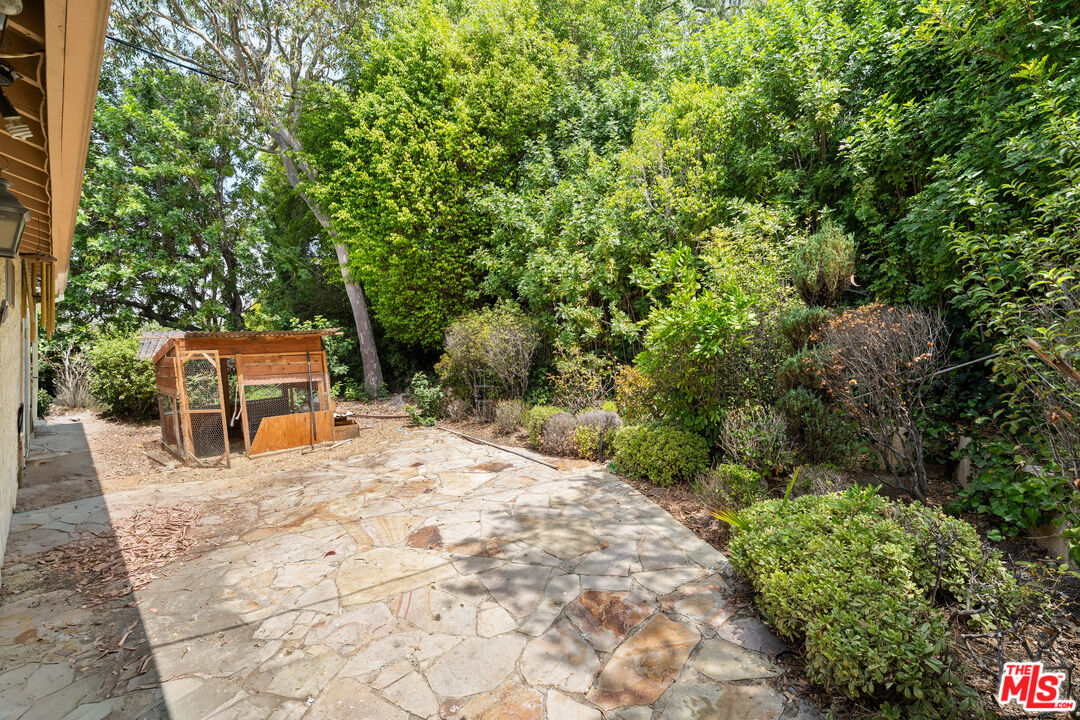 Property photo 35