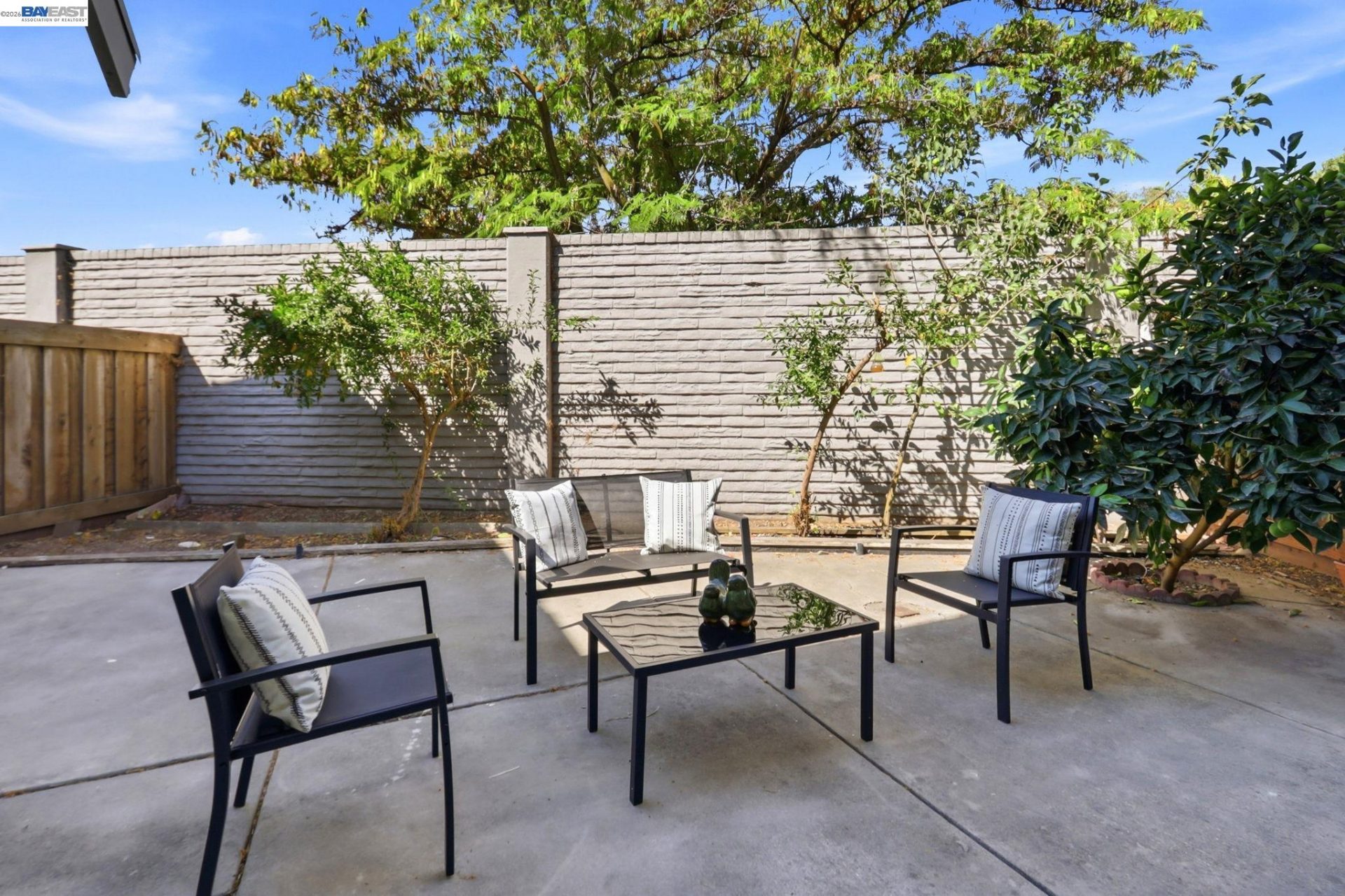 Property photo 32