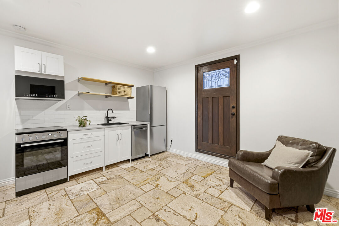 Property photo 30