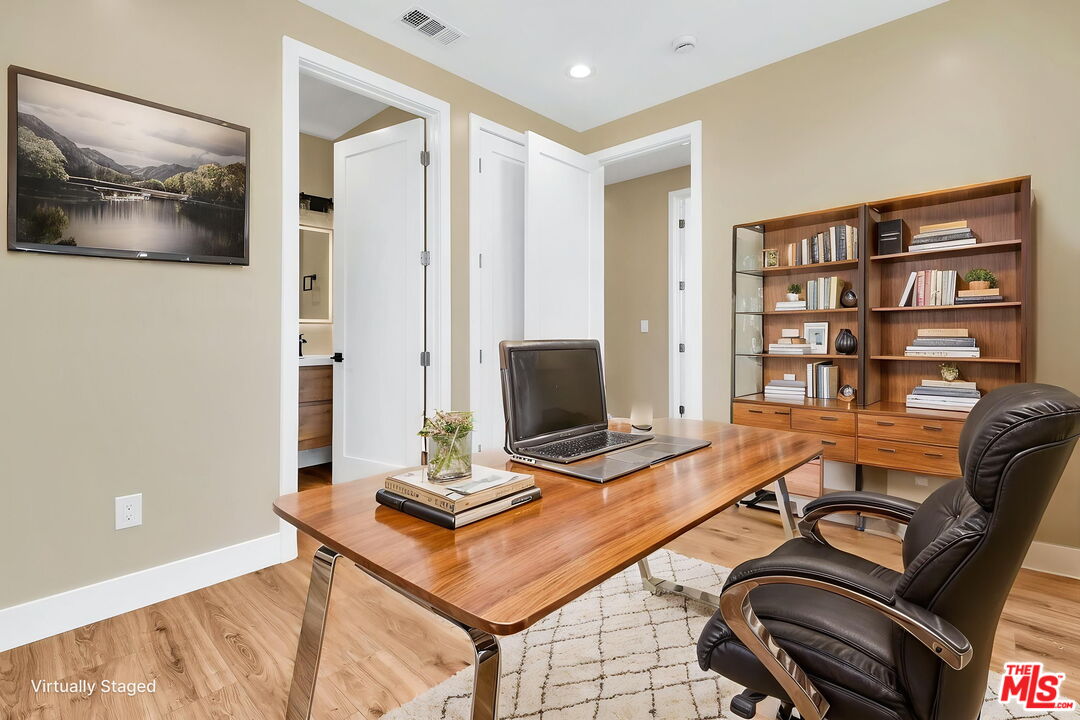 Property photo 36