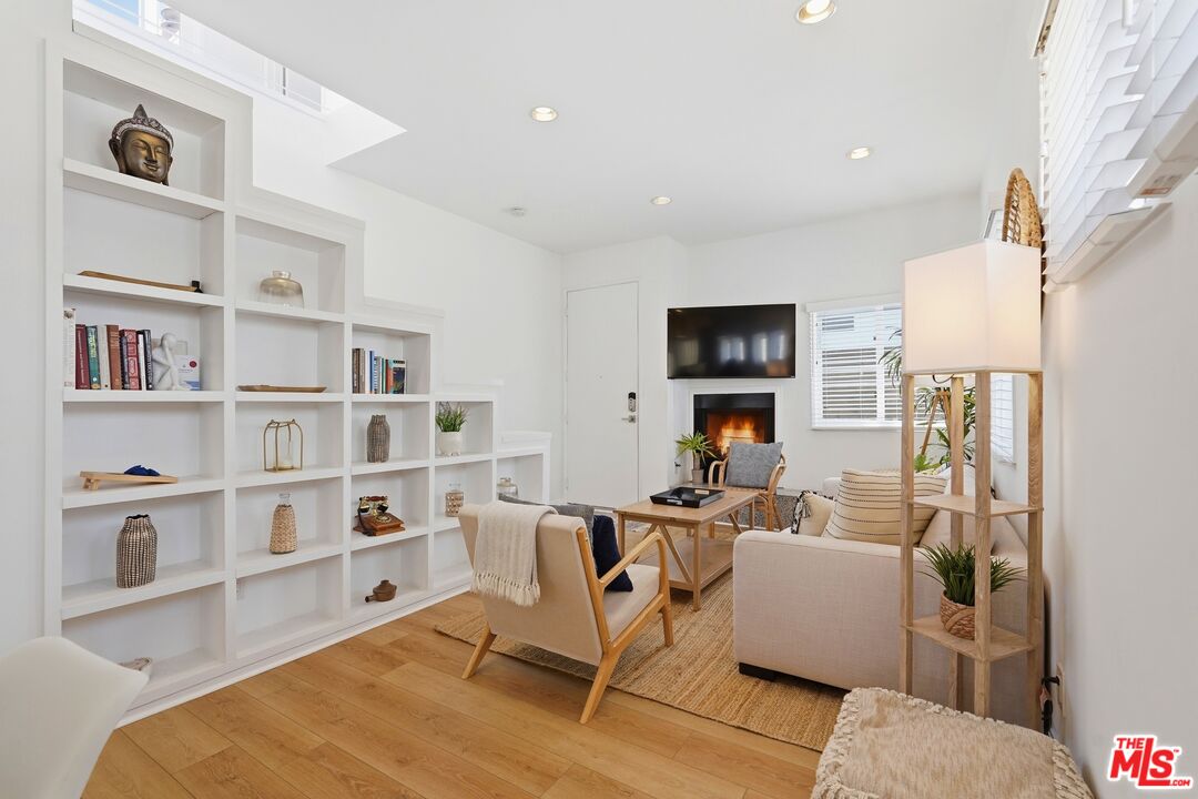 Property photo 28
