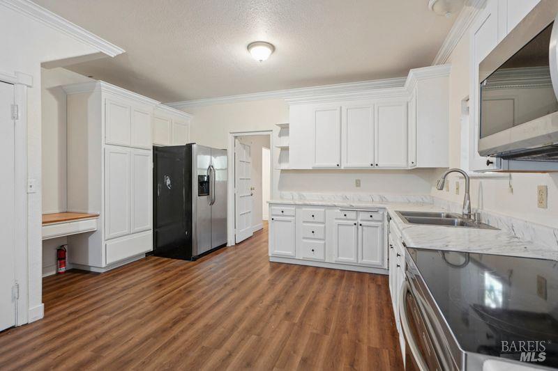 Property photo 44