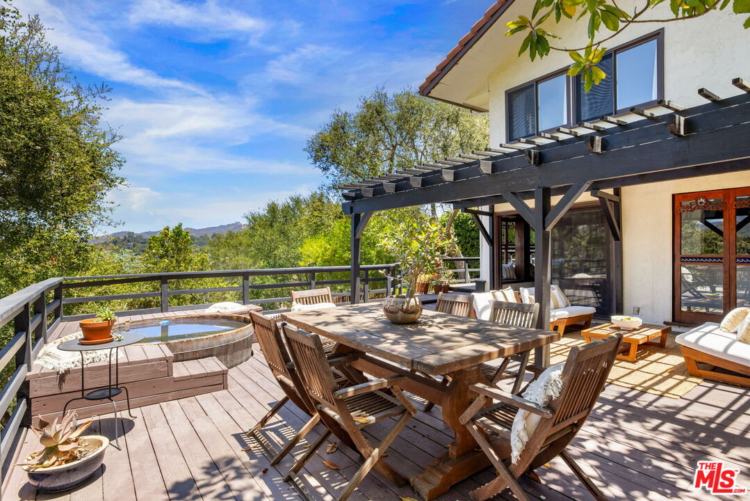 Property photo 28