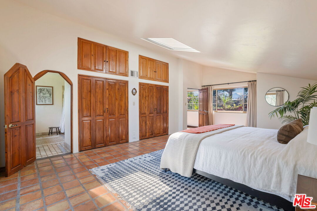 Property photo 36