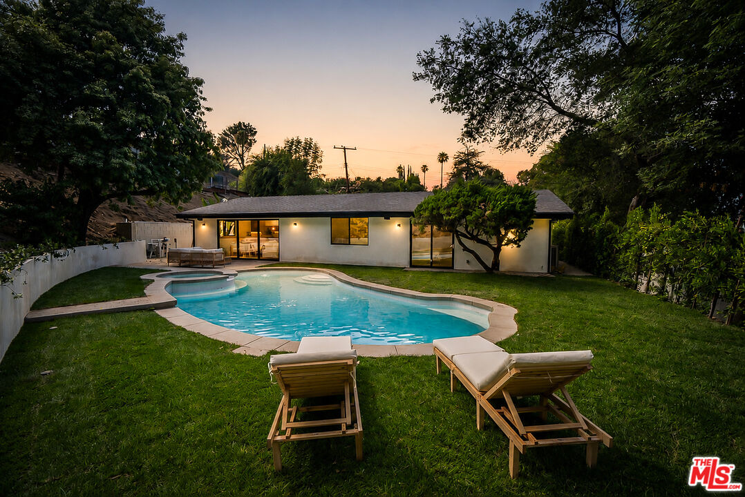 Property photo 43