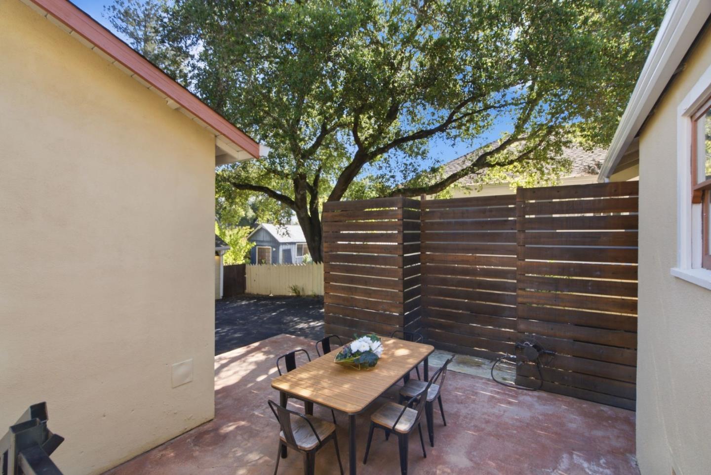 Property photo 37