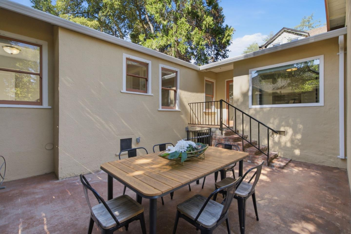 Property photo 38