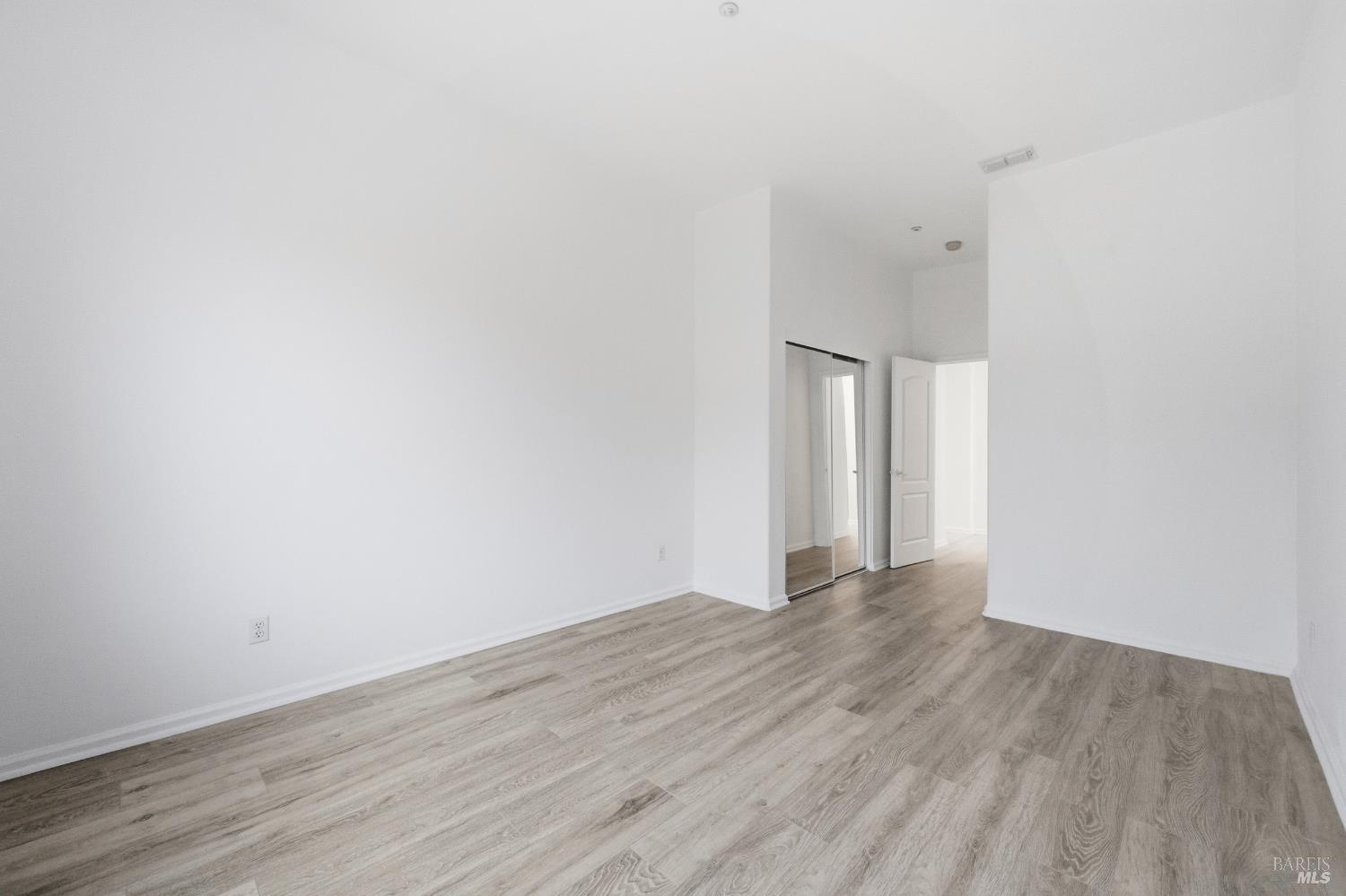 Property photo 50