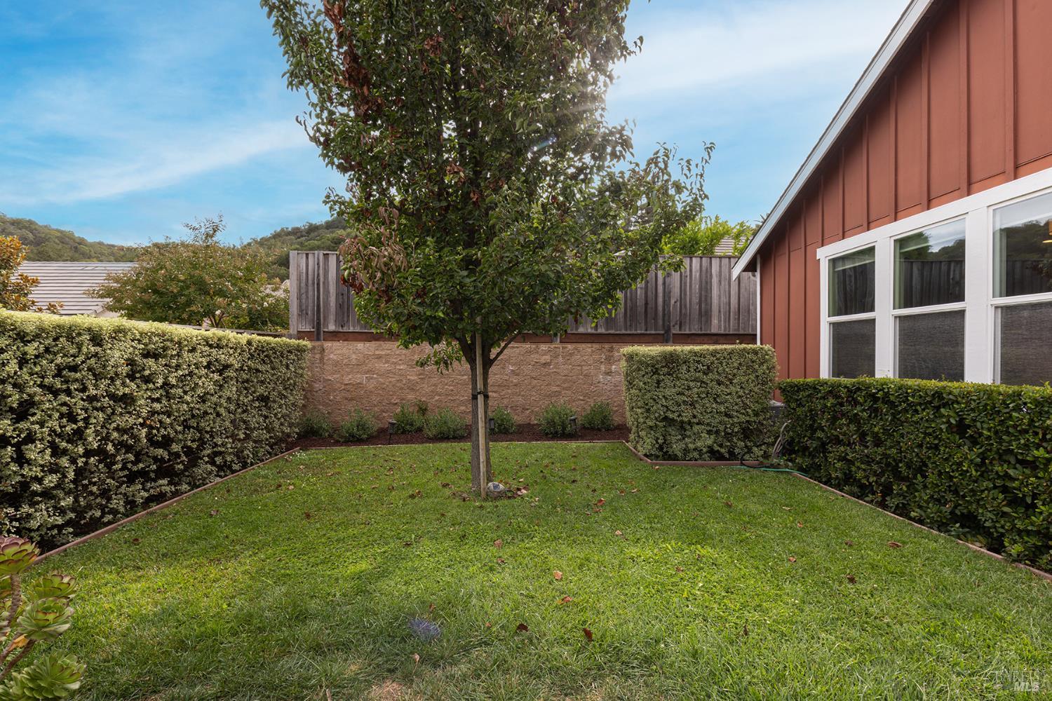 Property photo 32