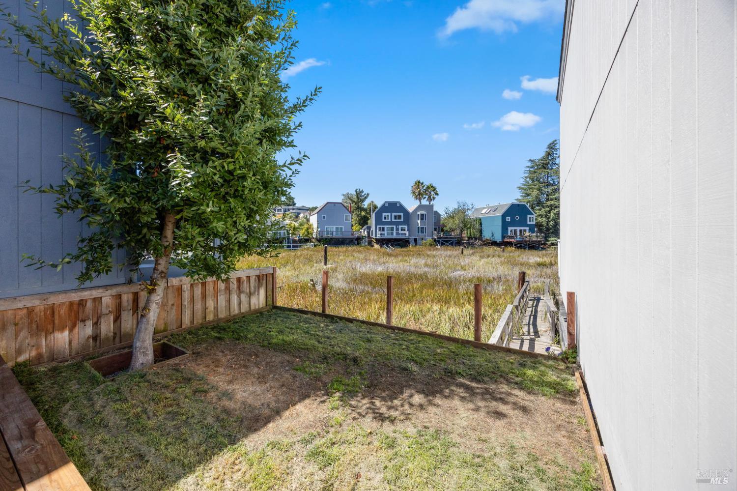 Property photo 44