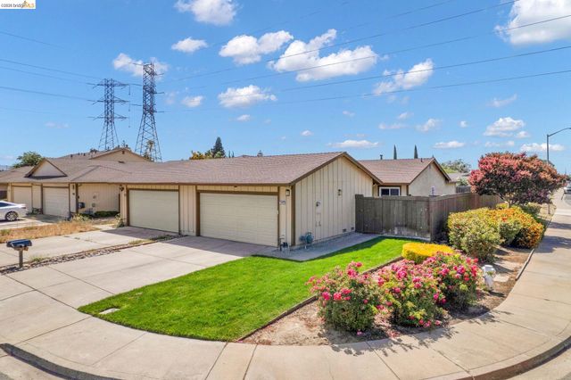 Property photo 44