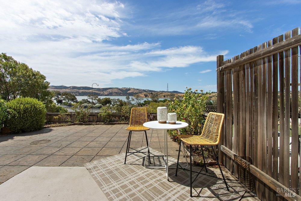 Property photo 35