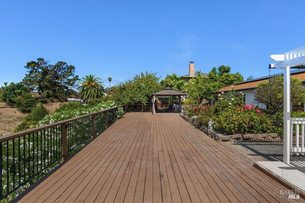 Property photo 32