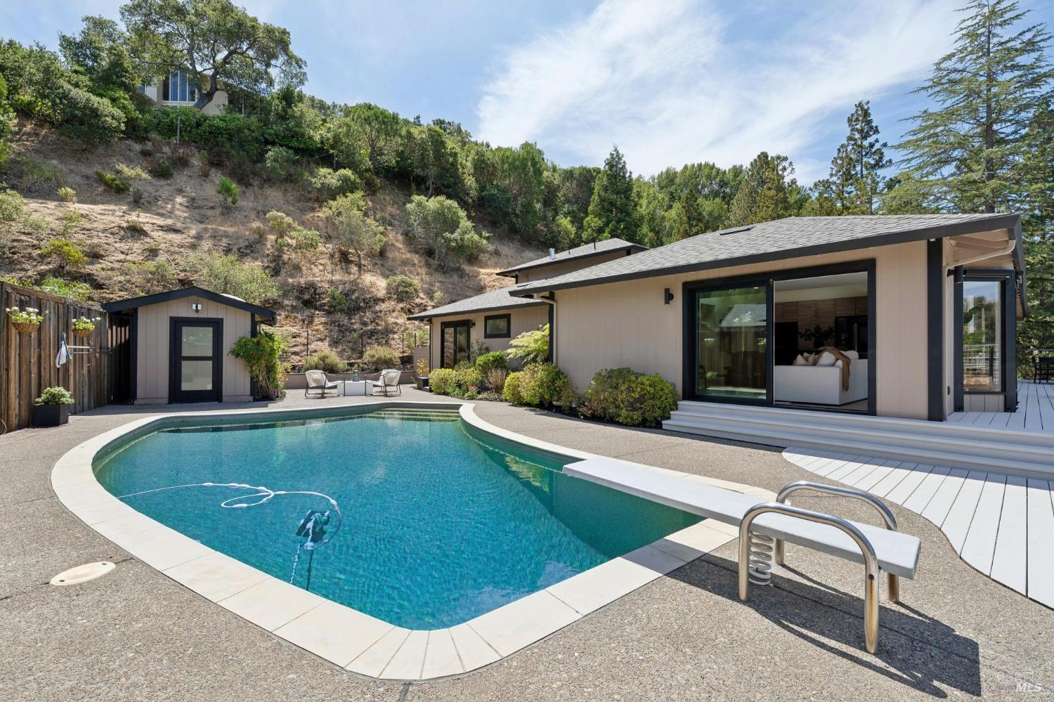 Property photo 35